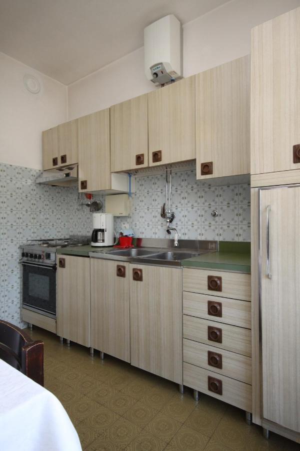 Apartments With A Parking Space Umag - 7066 Bagian luar foto